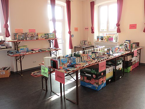 2014_10_18_flohmarkt_aufbau (6).JPG